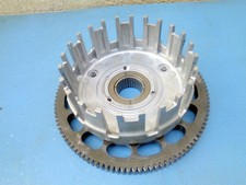 CLOCHE D EMBRAYAGE TRIUMPH SPEED TRIPLE 1050 DE 2011 A 2015  LIRE L ANNONCE SVP