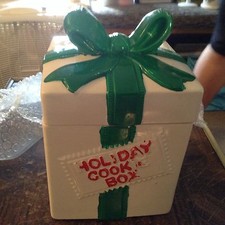 Holiday cookie box ceramic