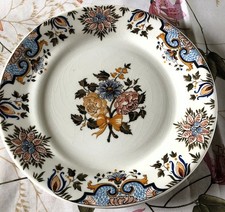 GIEN assiette plate en faience décor Bordeaux "au bouquet"