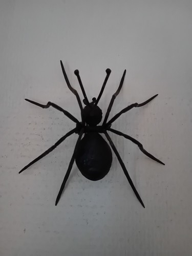 Sculpture araignée fer