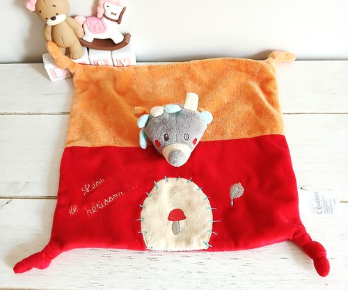 Jogystar doudou peluche carré