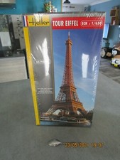 maquette / tour eiffel /