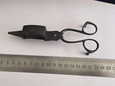 ANCIENNE MOUCHETTE EN METAL