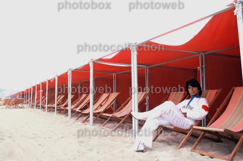 Herve vilard exclusive - *,