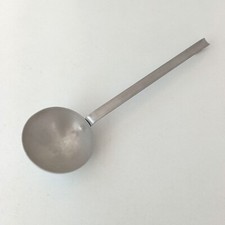 Louche ancienne en aluminium