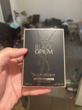 parfum femme Black opium Yves