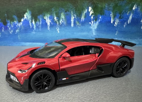 Rouge bugatti divo - bugatti,
