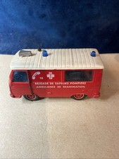 SOLIDO CAMION DE POMPIERS VSAB PEUGEOT J9