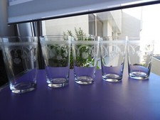 5 anciens verres à orangeade gobelets à eau en cristal gravé de Meisenthal