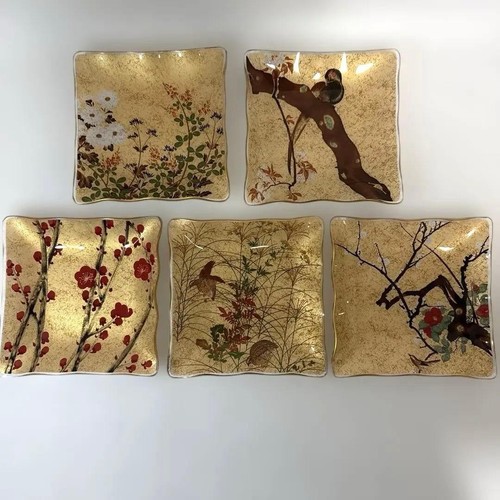 Lot assiettes carrées - 5,