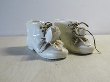 paire de chaussures en