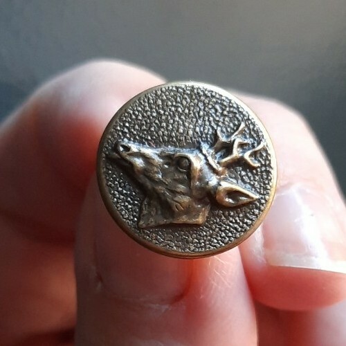 E05j07 brown deer head - deer, d17mm