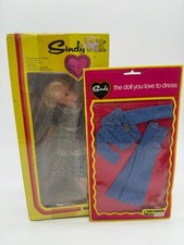 Poupée Sindy 1978," a whole world to share" Louis Marx Toys Fabriqué à Hong Kong
