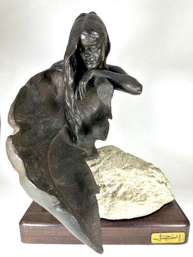 Femme feuille josep bofill - feuille,
