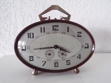 JOLI  ET  ANCIEN  REVEIL  DE  MARQUE " UNIS  FRANCE " - BON  FONCTIONNEMENT