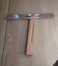 Fausse équerre en acier