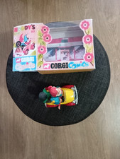 Voiture miniatures Corgi Oui-Oui très bonne état dans une boîte reproduite 