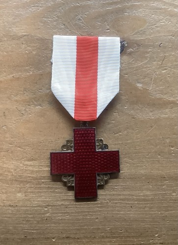 Medaille croix rouge - medaille, la