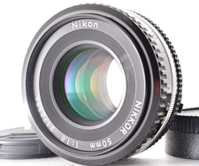 Objectif standard Nikon Nikkor