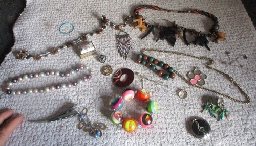 Lot bijoux collier boucles - collier,