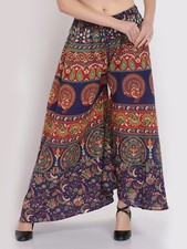 Lot assorti de pantalons en