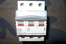 INTERRUPTEUR SECTIONNEUR