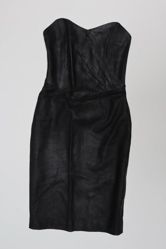 Prototype robe cuir - en, olivier