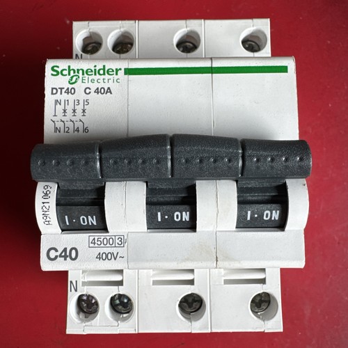 Schneider electric disjoncteur - electric,