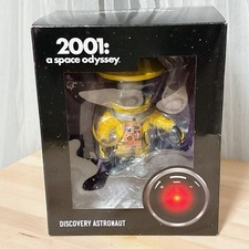 2001 : Figurine A Space
