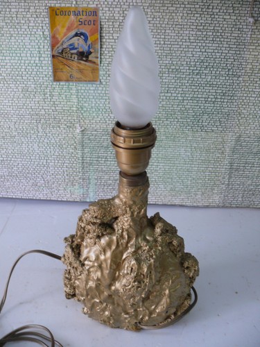 Lampe pépite dorée - de, bureau