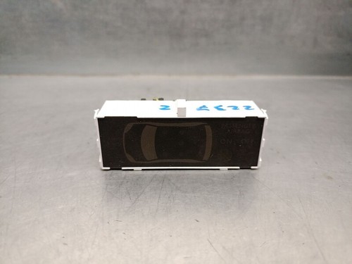 9825946880 écran