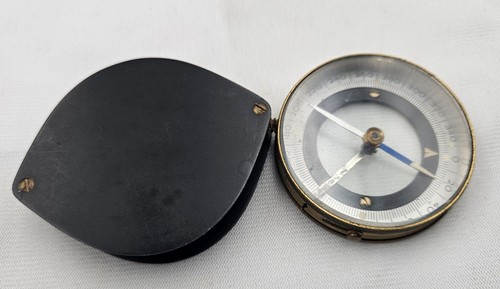 Ancienne boussole verre - boussole,