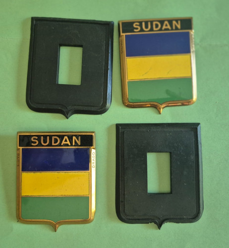 Sudan 2 badges émaillés - :,