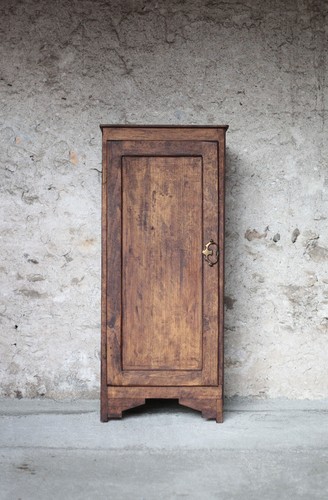 Petite armoire bois porte - petite,