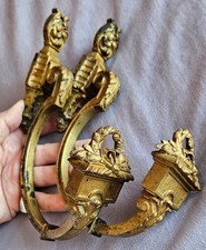 Paire d' embrasses bronze