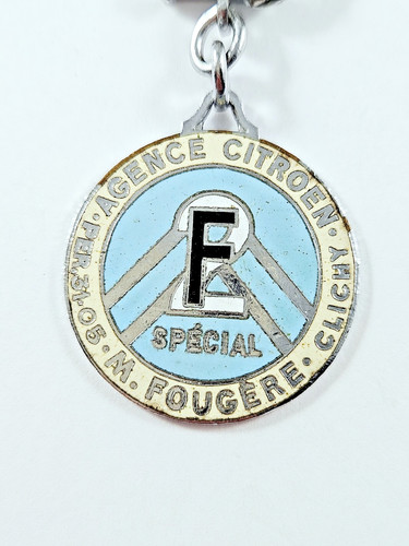 Porte cles rare - porte-cles,