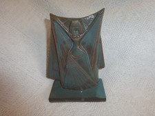 ANCIENNE STATUETTE BAS RELIEF