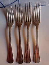Lot De 4 Anciennes Fourchettes