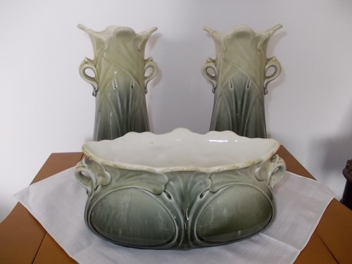 Art nouveau garniture - art,