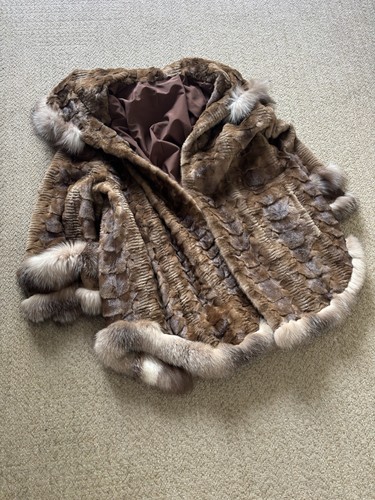 Très beau manteau - beau, fourrure