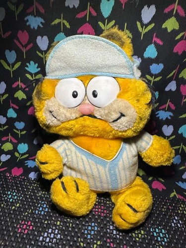 Garfield stuffed toy - , vintage
