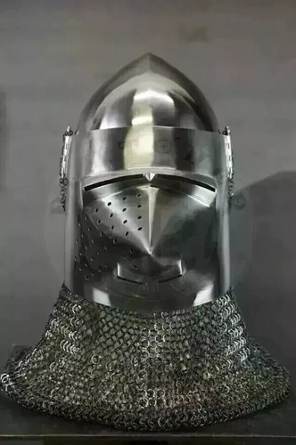 Casque bascinet chevalier