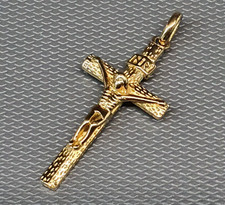 Belle croix religieuse