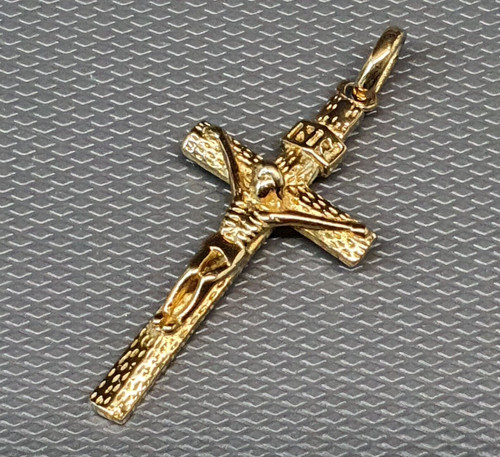 Belle croix religieuse
