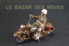 QUIRALU.   Moto Police