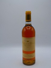 1 BOUTEILLE CHATEAU YQUEM  MILLESIME 1981 SAUTERNES