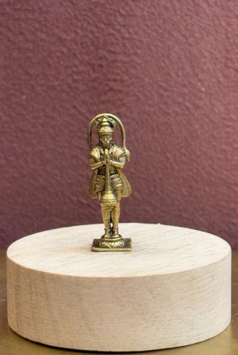 Anjaneya statue laiton 4 - anjaneya,