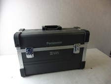 Ancienne camera video / camescope Panasonic NV-MS1F + accessoires, vintage