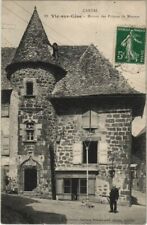 CPA Vic-sur-Cere Maison des Princes de Monaco FRANCE (1054958)