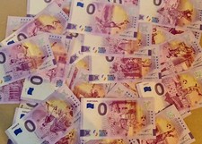 Lot de 32 Billets Euros Schein Souvenir Touristique 2022 Coupe du Monde Qatar